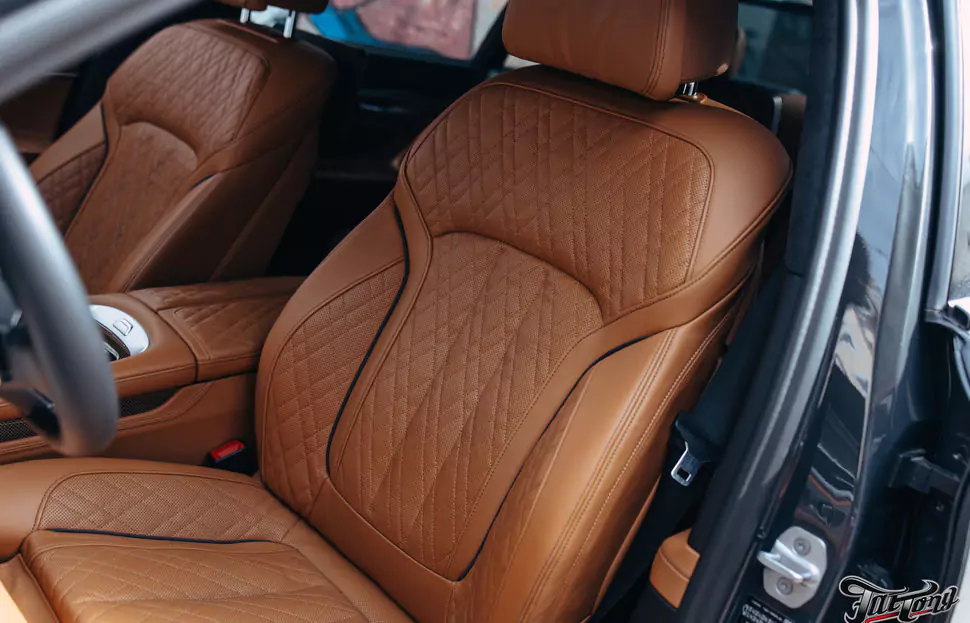 Ремонт кожи на BMW 7. Как мы это делаем?